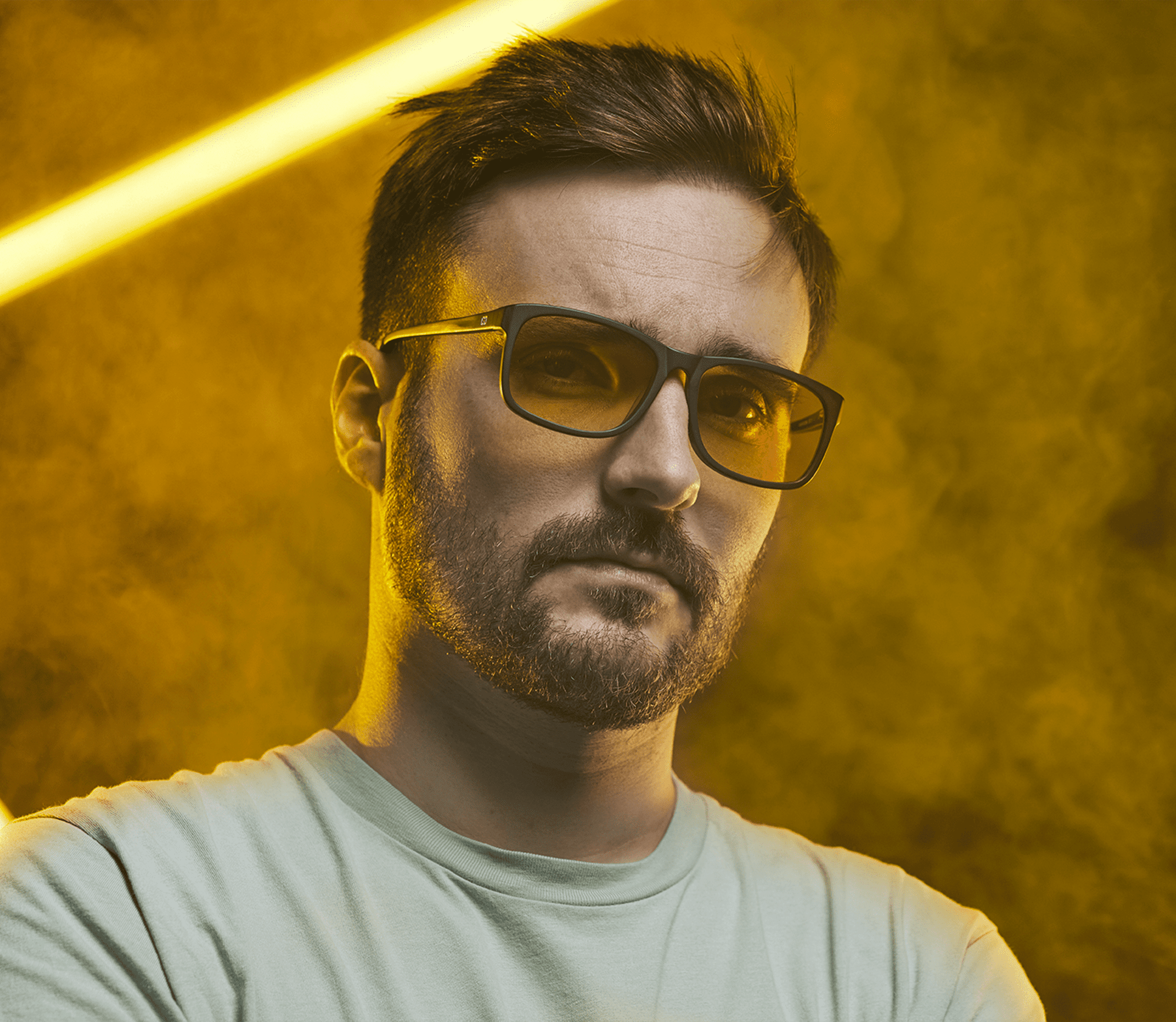 files/square_0001_Performer-Yellow.png